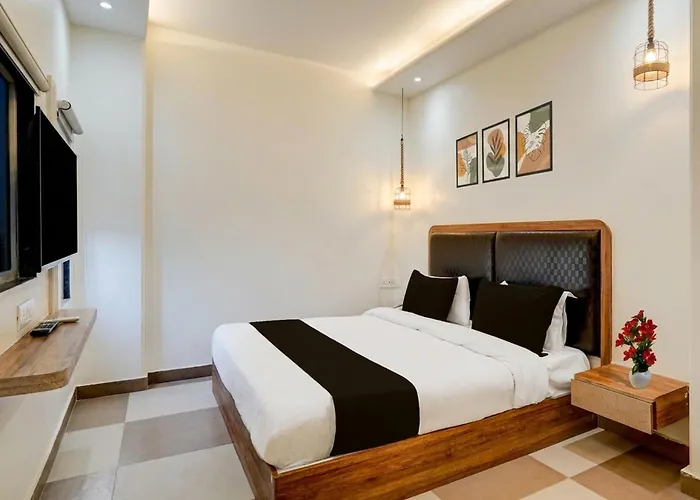Super Townhouse Oak Alandur Near Chennai Airport Formerly Vijay Park